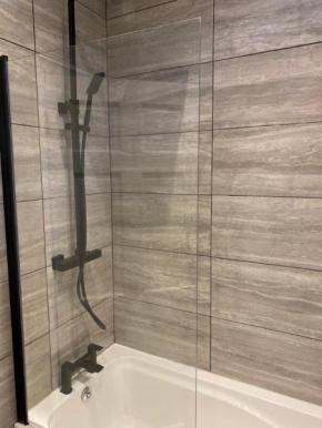 London flat with garden, London